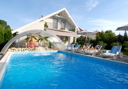 Ferienhaus ADRI mit Pool