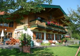 Ferienhaus-Wolfenstetter