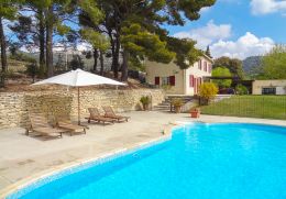 Villa in den Weinreben Avignon
