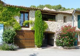 Ferienhaus mit Innenhof n�rdl. Aix