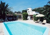 Can Alegria - Turmvilla mit Pool
