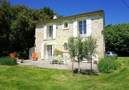 Ferienhaus in Valr�as