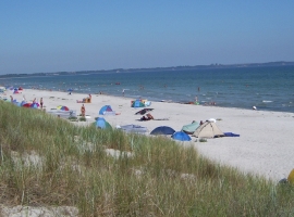 Der 9km lange Sandstrand der Schaabe an der Ostsee zwischen Juliusruh und Glowe.