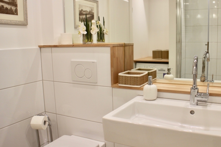 Bad mit Dusche II