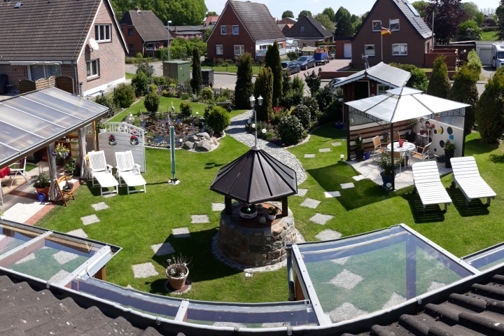 Pavillon: Blick aus Whg Typ