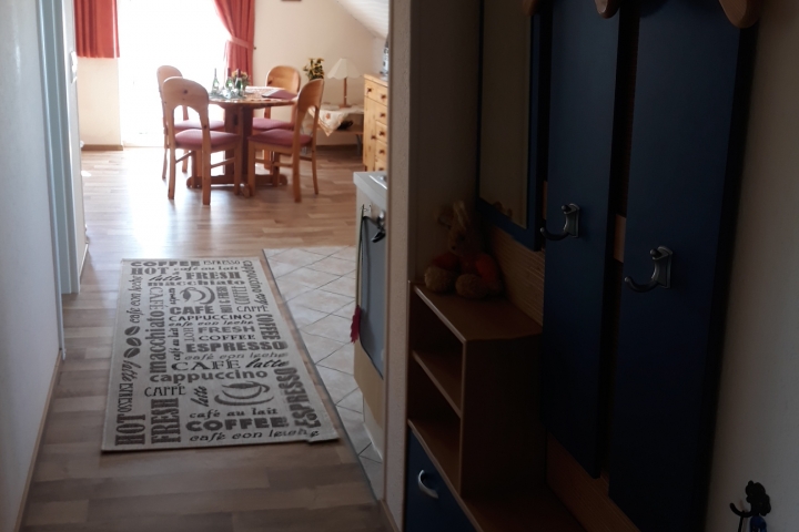 Flur mit Garderobe