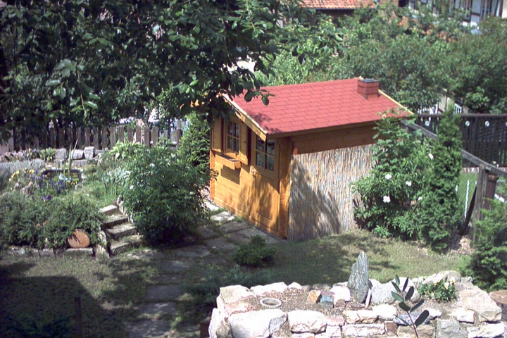Gartenhaus, Freisitzfläche und Grillplatz