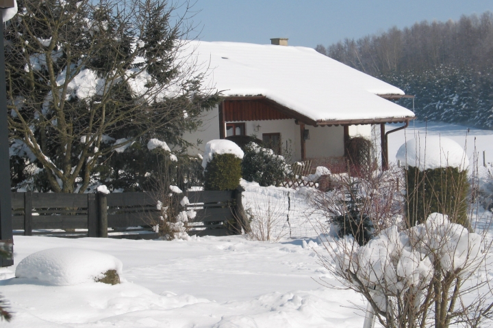 Ferienhaus im Winter