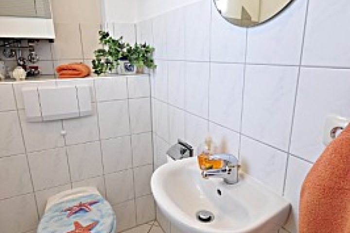 Gäste-WC Erdgeschoß