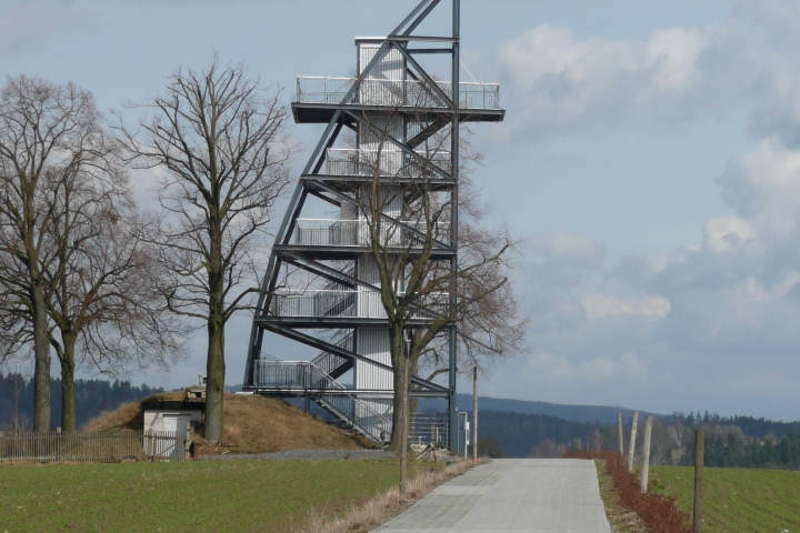 Der barrierefreie Aussichtsturm in Rathmannsdorf