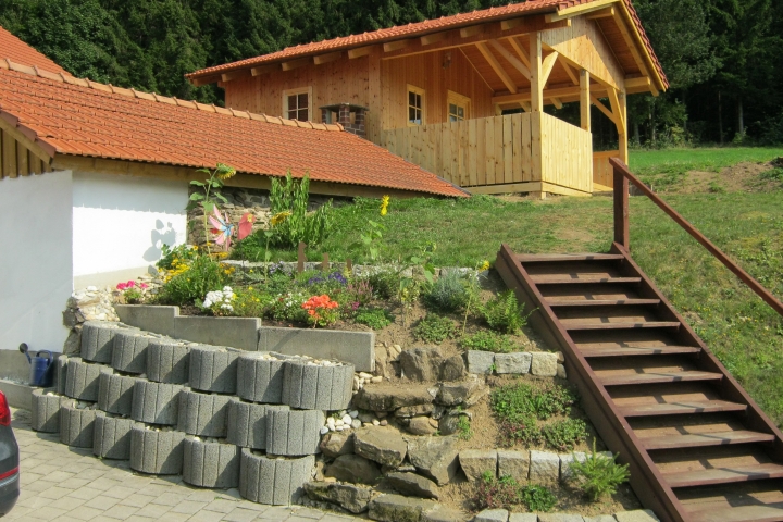 Grillhütte mit Grillplatz