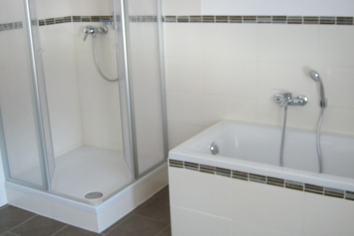 Bad, Dusche und WC