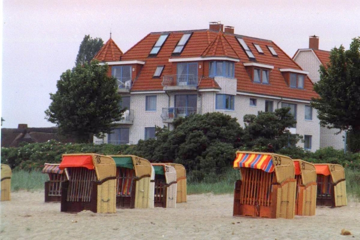 Haus Strandschlößchen vom Strand aus gesehen