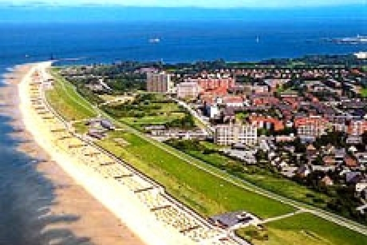 Cuxhaven, die nördlichste Spitze Niedersachsens, aus der Vogelperspektive