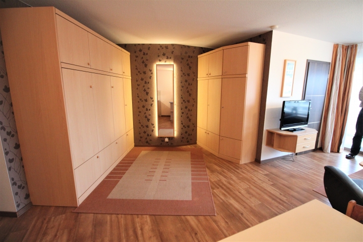 Schlafbereich mit Schrankklappbett