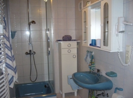 DU/WC