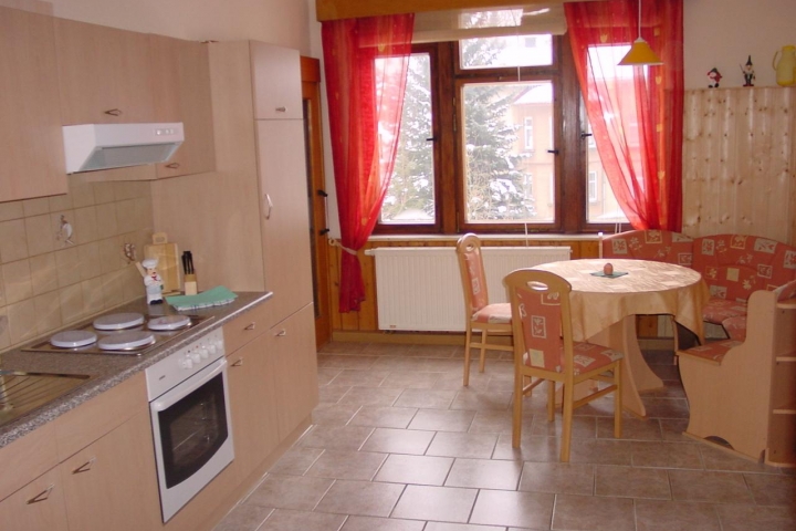 GROßE  Küche in Fewo Cunersdorf