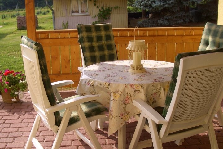 Ferienwohnung - Wohnzimmer im Landhausstil
