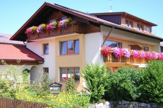 Ferienwohnungen Haus Breyer Ferienwohnungen Haus Breyer