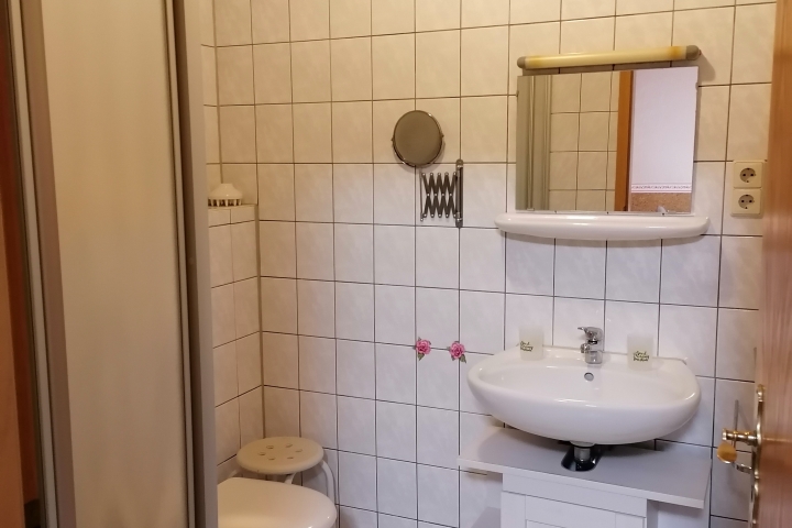 DU/WC