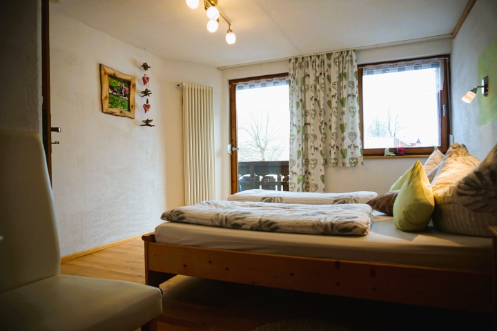 Schlafzimmer mit Balkon