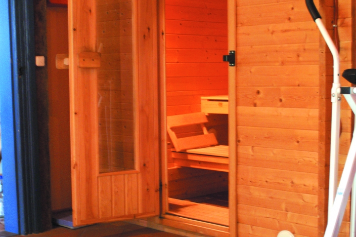 Sauna und Whirlpool für kalte Abende