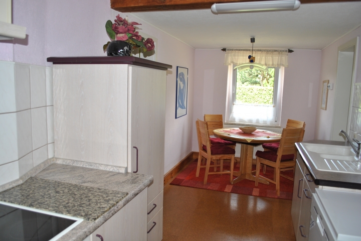 Essbereich der ca. 15 m² großen Küche