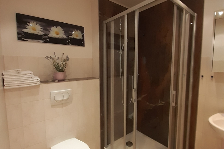 Bad mit Dusche