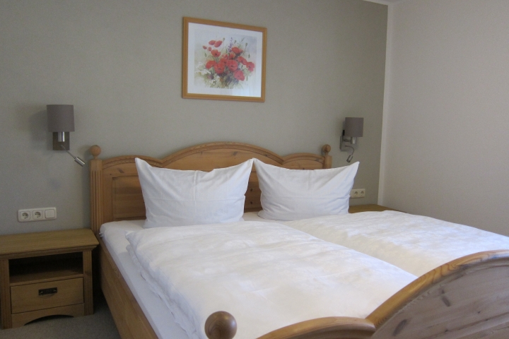 Schlafzimmer renoviert 2018