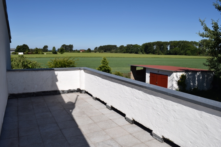 25 qm grosse Dachterrasse mit Meerblick