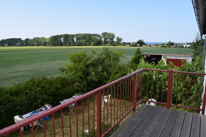 Schwalbenhof Ferienwohnungen | Balkon mit Meerblick