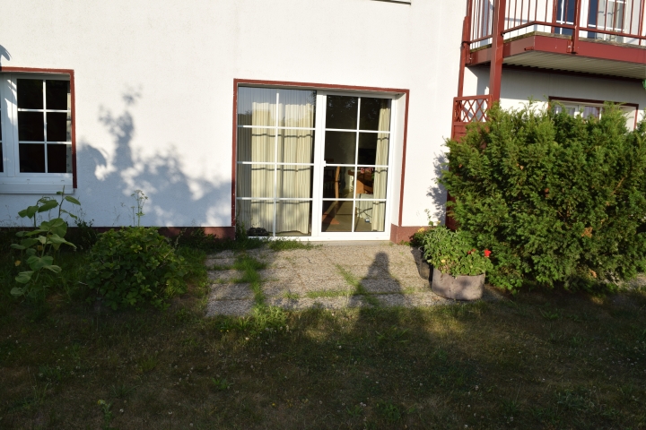 Terrasse mit Garten