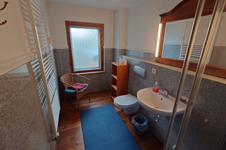 Duschbad mit WC