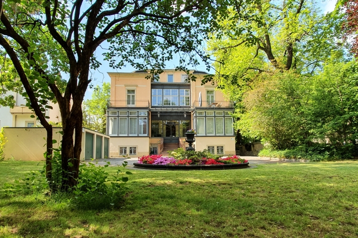 Villa Haniel, Gartenansicht 
