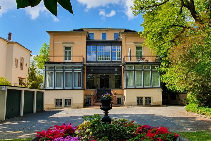 Villa Haniel, Gartenansicht 