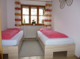 hier das 2. Schlafzimmer. Die Betten haben die Größe von 2,0 x 0,9 m