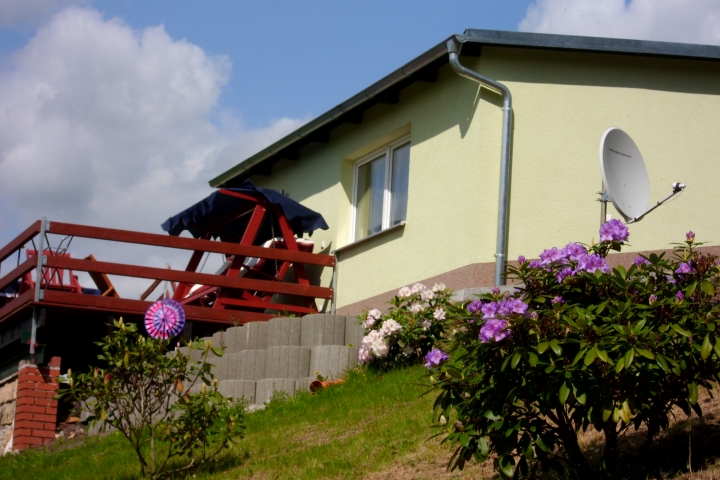 Ferienhäuser Haus am Stein | Eingezäuntes Grundstück 