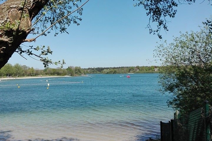 Badesee mit Hundestrand in Aurich-Tannenhausen