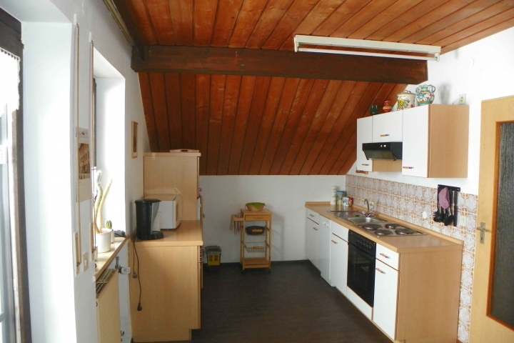 Ausgang zum Balkon mit Panorama der Waldsteinkette und dem Weissenstädter See