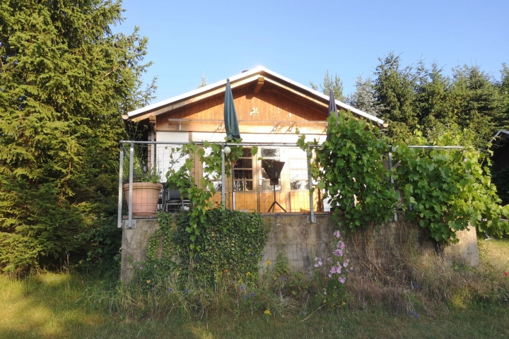 Haus mit Terrasse