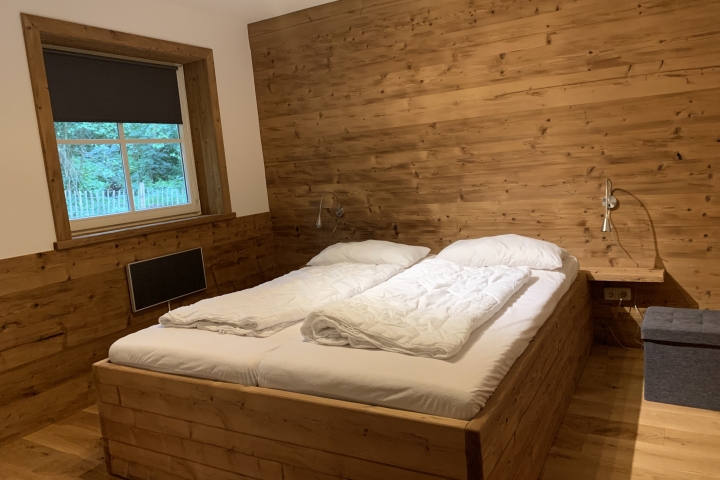 Schlafzimmer 2 mit Doppelbeet 160 cm breit