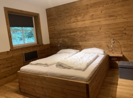 Schlafzimmer 2 mit Doppelbeet 160 cm breit