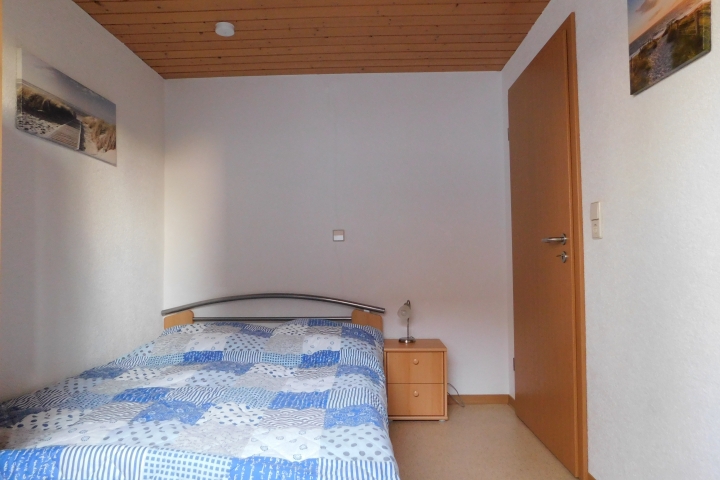 Schlafraum im Untergeschoss
mit einem Futonbett 1,4x2,0