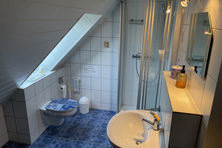 Badezimmer im Obergeschoss
