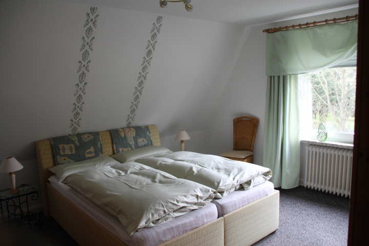 Schlafzimmer Doppelbett