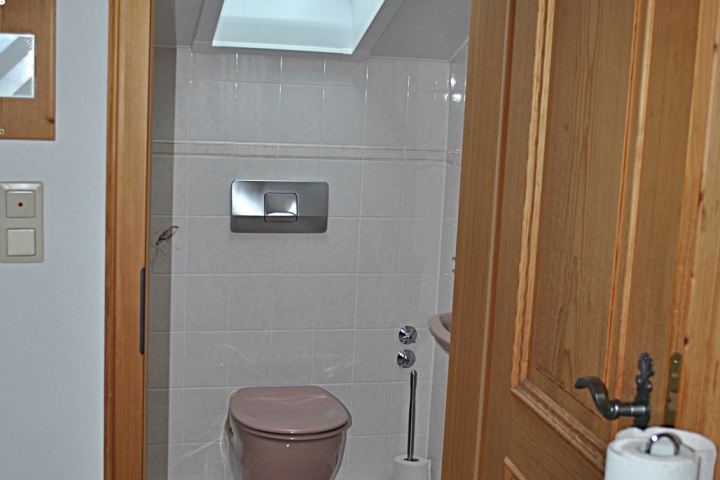 Toilette Typ C (2-Zi-App 85 qm)