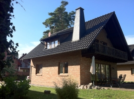 Ferienhaus Müritzblick - Ansicht vom Garten