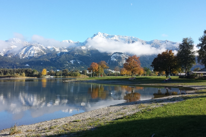 Ferienwohnungen Bamberger | der Forggensee mit Tegelberg