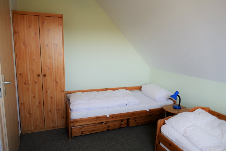 2. Schlafzimmer