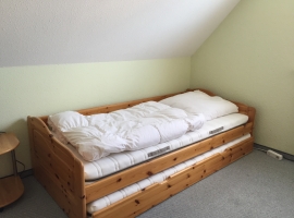 2. Schlafzimmer